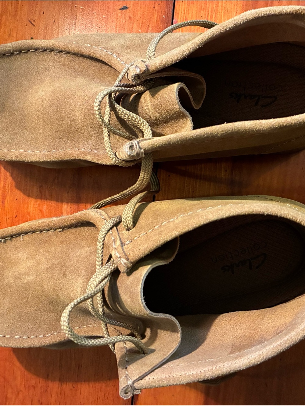 Clarks Men’s Tan Suede Chukka Boots